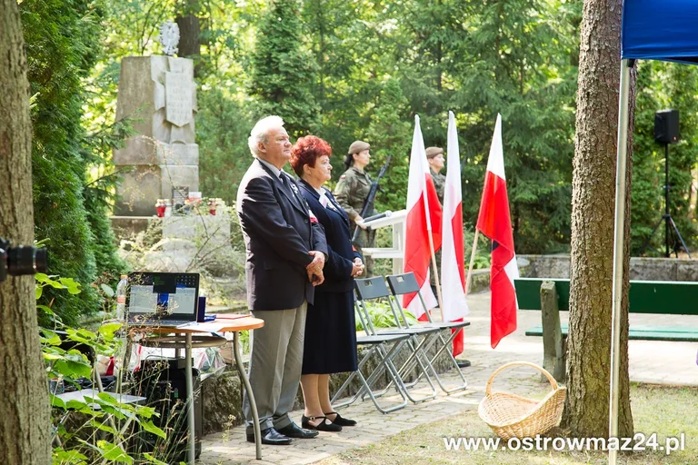Pod Pecynką uczcili pamięć bohaterów (zdjęcia, wideo)