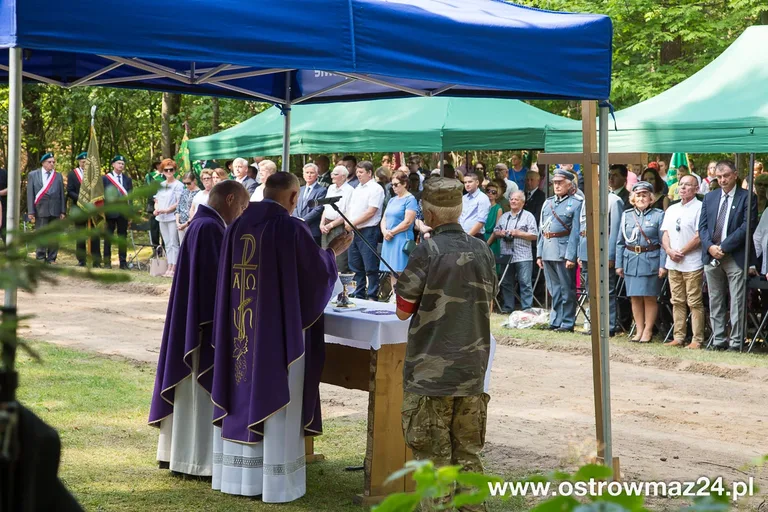 Pod Pecynką uczcili pamięć bohaterów (zdjęcia, wideo)