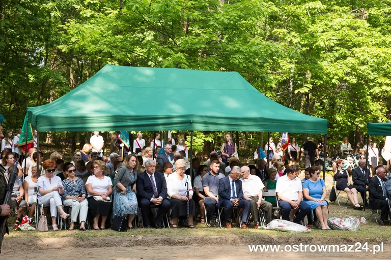 Pod Pecynką uczcili pamięć bohaterów (zdjęcia, wideo)
