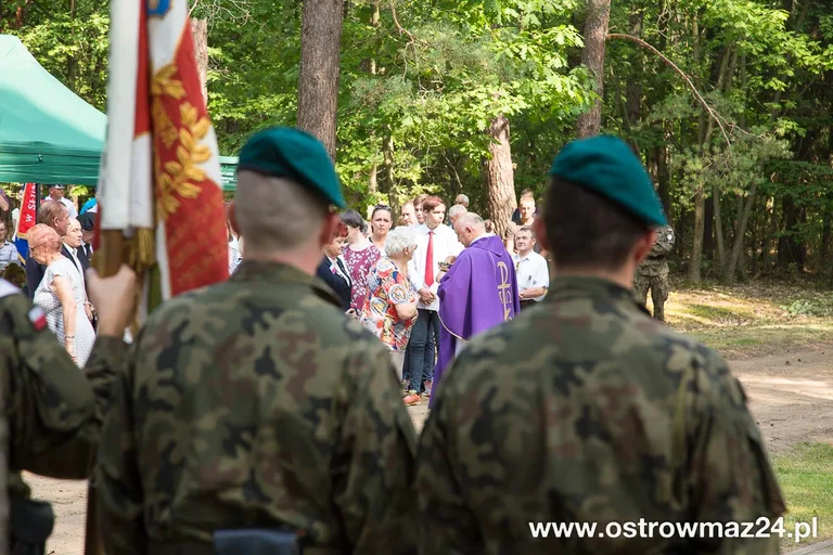 Pod Pecynką uczcili pamięć bohaterów (zdjęcia, wideo)
