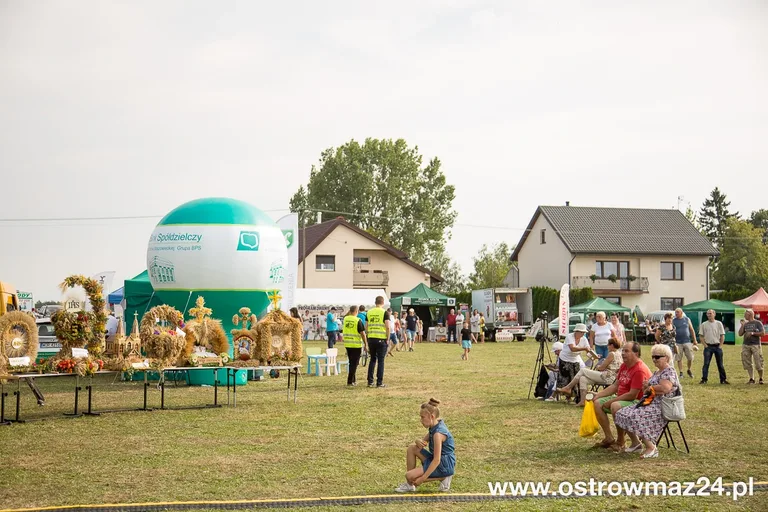 Święto plonów w gminie Ostrów Mazowiecka (zdjęcia, wideo)