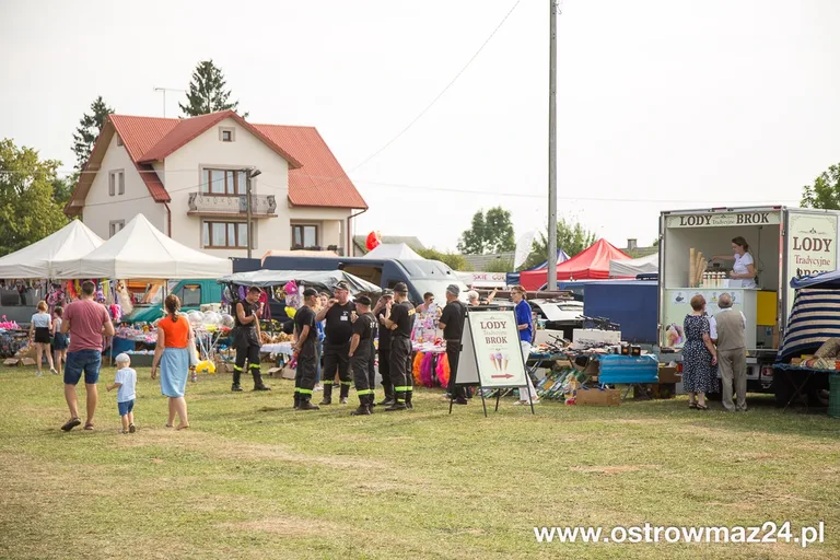 Święto plonów w gminie Ostrów Mazowiecka (zdjęcia, wideo)