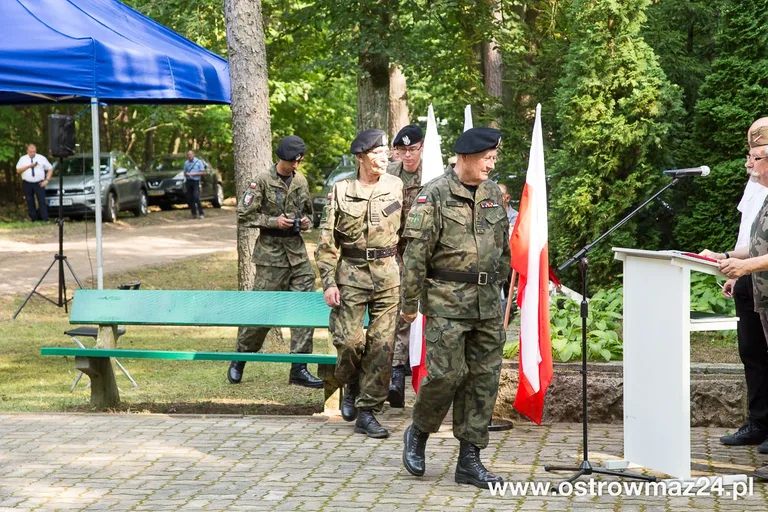 Pod Pecynką uczcili pamięć bohaterów (zdjęcia, wideo)