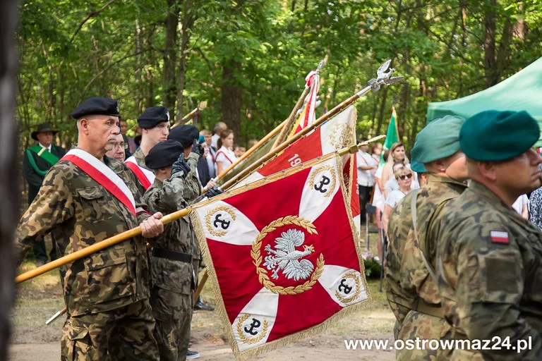 Pod Pecynką uczcili pamięć bohaterów (zdjęcia, wideo)
