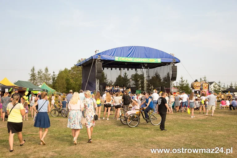 Święto plonów w gminie Ostrów Mazowiecka (zdjęcia, wideo)