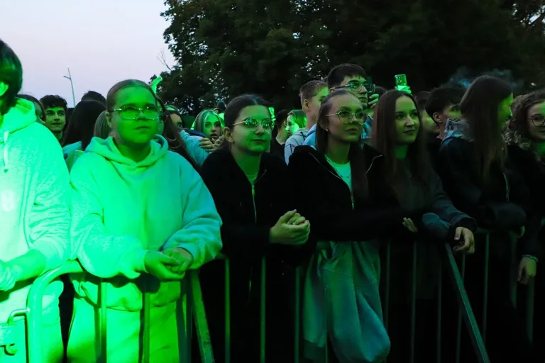 Pierwszy dzień Dni Ostrowi przyciągnął tłumy. Kizo dał największy koncert (zdjęcia)