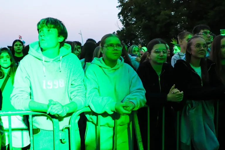 Pierwszy dzień Dni Ostrowi przyciągnął tłumy. Kizo dał największy koncert (zdjęcia)