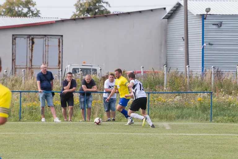 KS Wąsewo lepszy od Rzekunianki Rzekuń (zdjęcia, wideo)