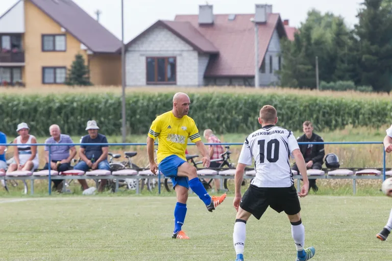 KS Wąsewo lepszy od Rzekunianki Rzekuń (zdjęcia, wideo)