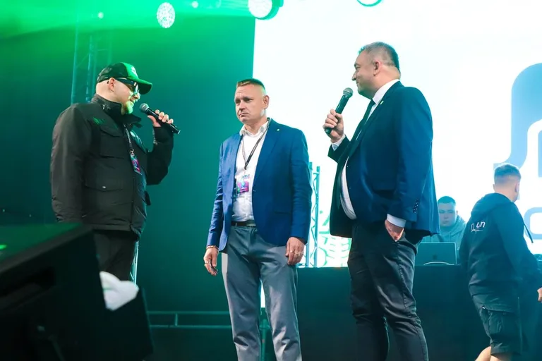 Pierwszy dzień Dni Ostrowi przyciągnął tłumy. Kizo dał największy koncert (zdjęcia)