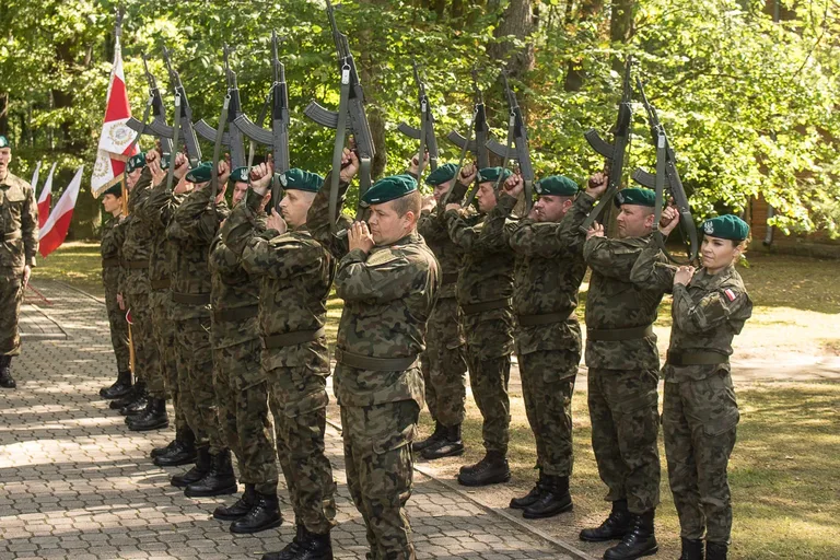 Święto Wojska Polskiego w Komorowie (zdjęcia, wideo)