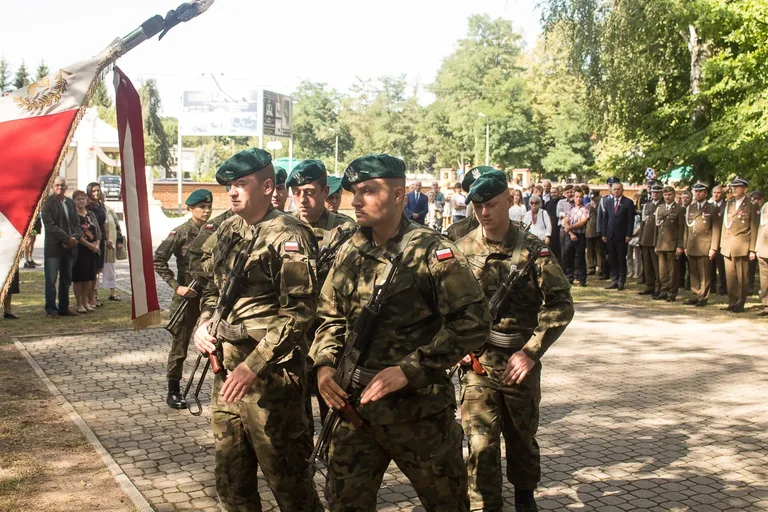 Święto Wojska Polskiego w Komorowie (zdjęcia, wideo)