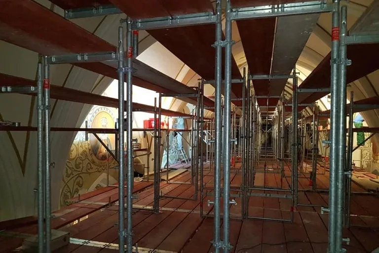 Trwa remont ostrowskiego kościoła (zdjęcia)
