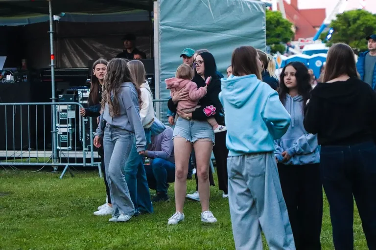 Pierwszy dzień Dni Ostrowi przyciągnął tłumy. Kizo dał największy koncert (zdjęcia)