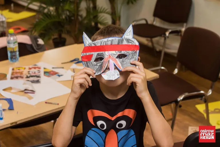 Projektowali maski w MDK (zdjęcia)
