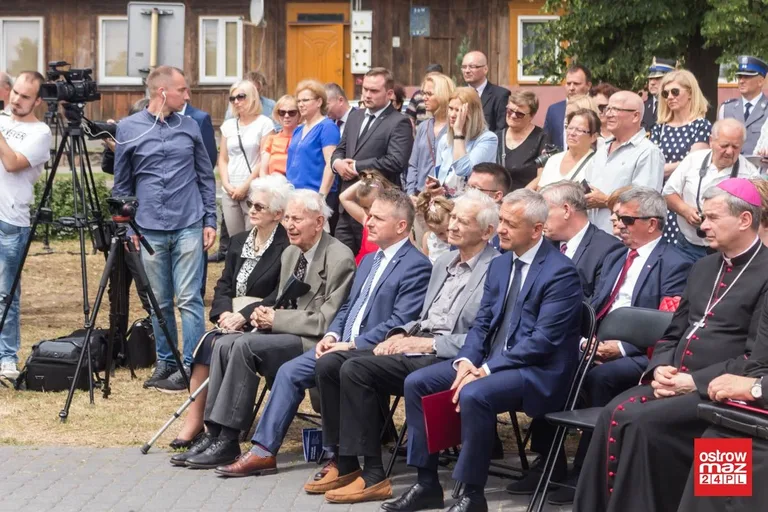 Upamiętniono Jadwigę Długoborską i Lucynę Radziejowską (zdjęcia, wideo)