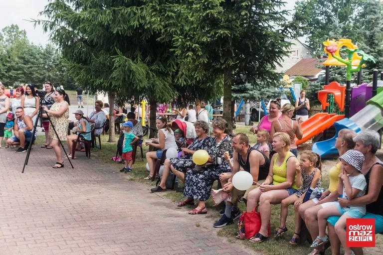 Wakacyjna radość w Kiełczewie (zdjęcia, wideo)