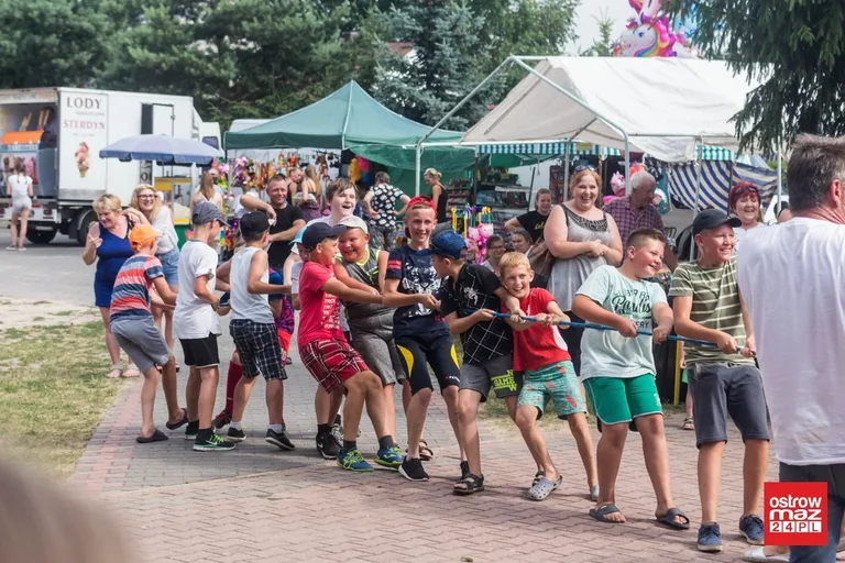 Wakacyjna radość w Kiełczewie (zdjęcia, wideo)