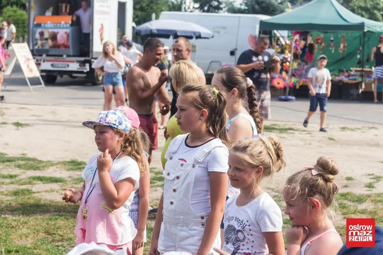 Wakacyjna radość w Kiełczewie (zdjęcia, wideo)