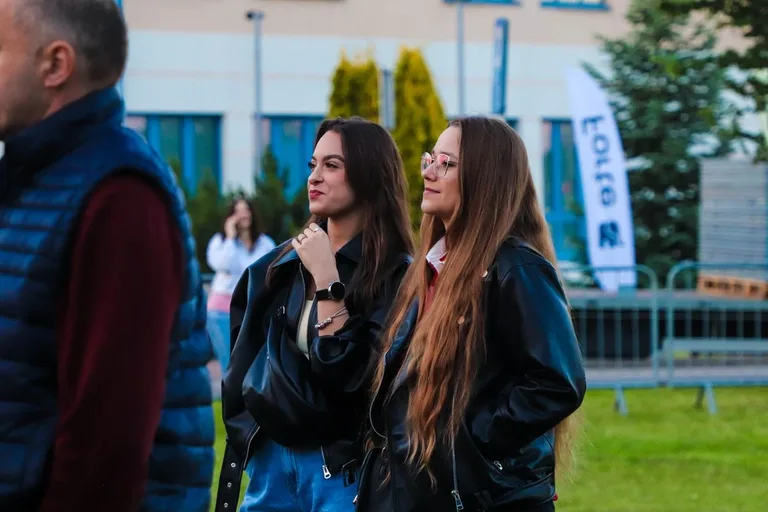 Pierwszy dzień Dni Ostrowi przyciągnął tłumy. Kizo dał największy koncert (zdjęcia)