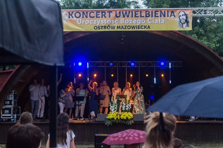 Koncert Uwielbienia w Ogródku Jordanowskim (zdjęcia, wideo)