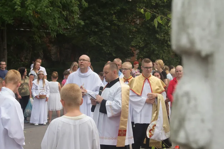 Procesja Bożego Ciała w parafii pw. św. Jozafata (zdjęcia)