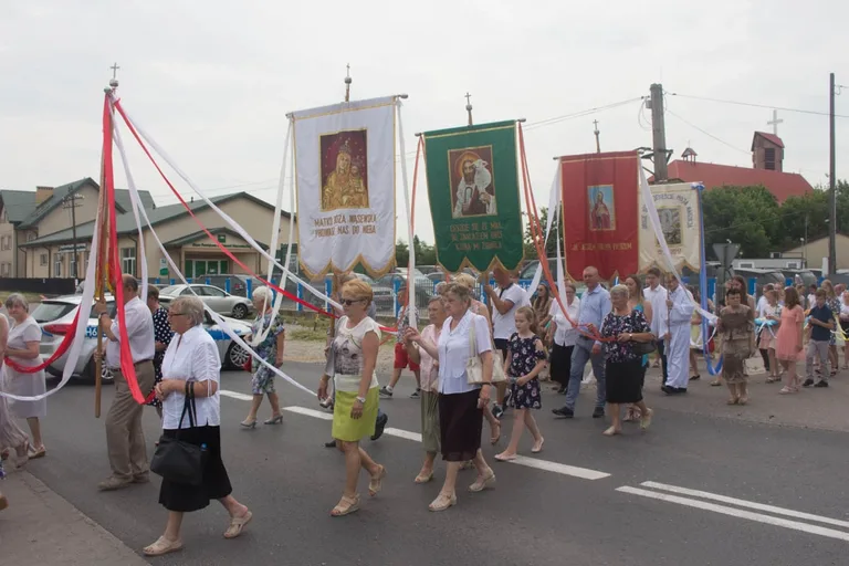 Procesja Bożego Ciała w parafii pw. Chrystusa Dobrego Pasterza (zdjęcia, wideo)
