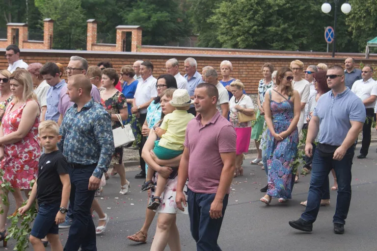 Procesja Bożego Ciała w parafii pw. św. Jozafata (zdjęcia)