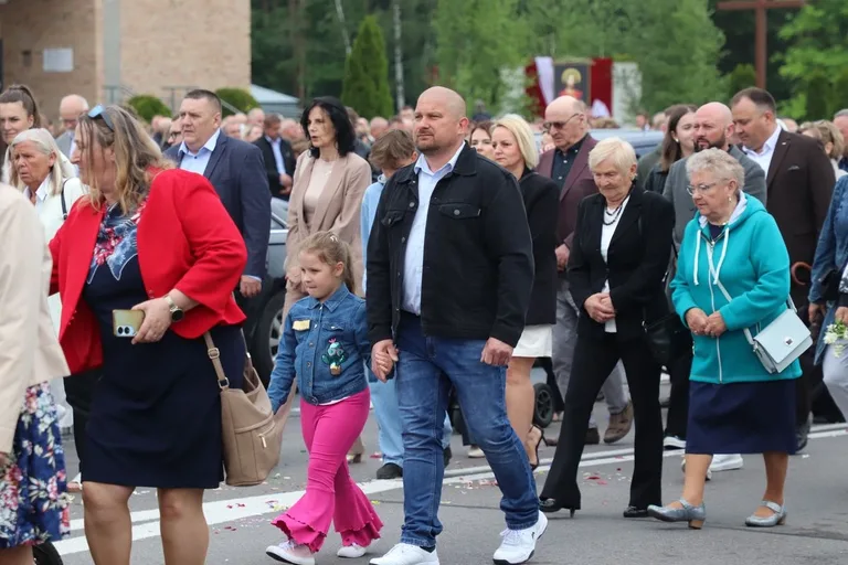 Procesja Bożego Ciała w parafii pw. Opatrzności Bożej (zdjęcia)