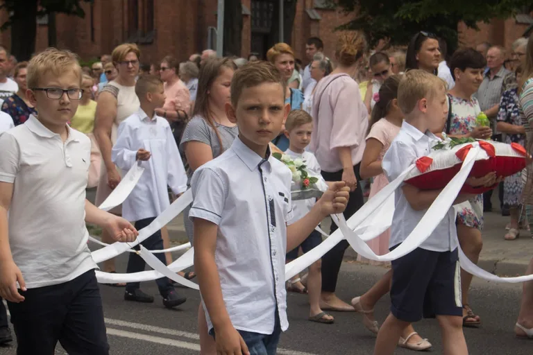 Procesje Bożego Ciała przeszły ulicami miasta (zdjęcia, wideo)