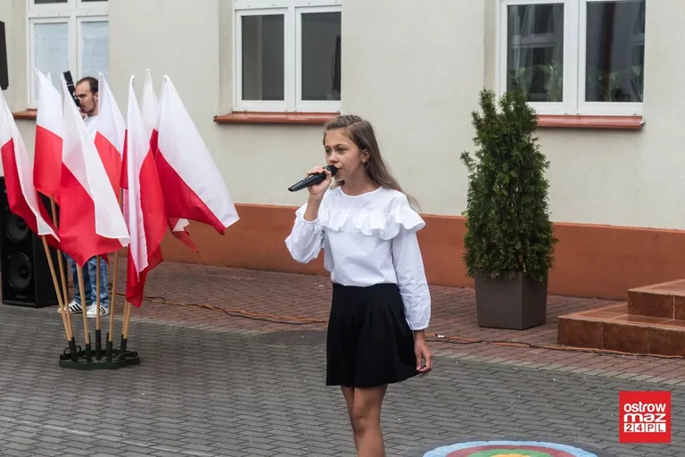"Jedynka" odpoczywa. Uczniowie zakończyli rok szkolny (zdjęcia)
