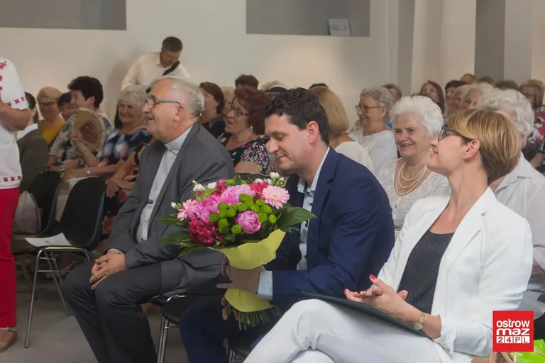 Zakończenie roku Uniwersytetu Trzeciego Wieku (zdjęcia, wideo)