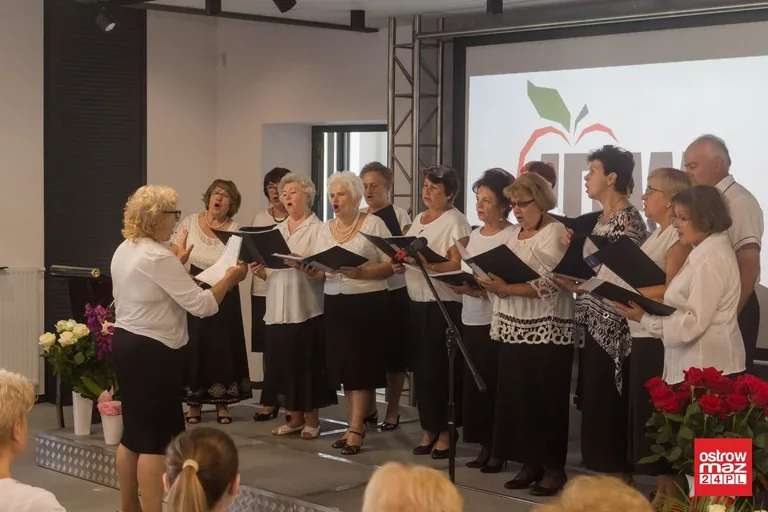 Zakończenie roku Uniwersytetu Trzeciego Wieku (zdjęcia, wideo)