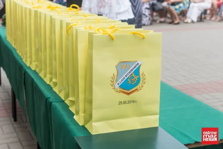 Uczniowie "Rubinka" rozpoczęli wakacje (zdjęcia)