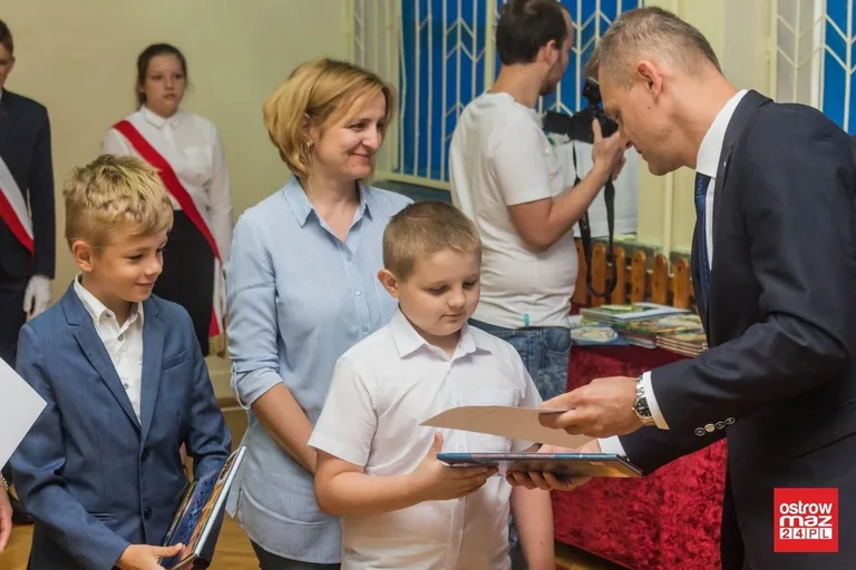 Już wakacje! Zakończenie roku szkolnego w "czwórce" (zdjęcia)