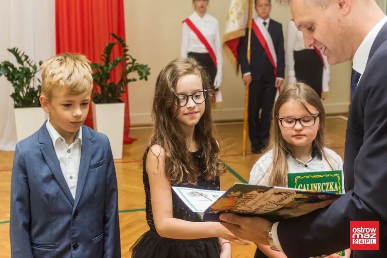 Już wakacje! Zakończenie roku szkolnego w "czwórce" (zdjęcia)