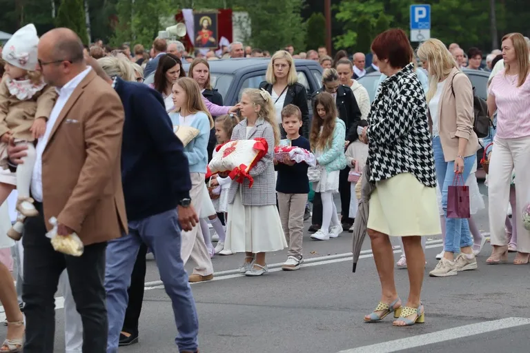 Procesja Bożego Ciała w parafii pw. Opatrzności Bożej (zdjęcia)