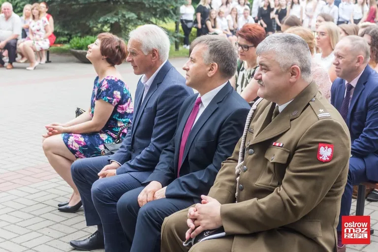 Uczniowie "Rubinka" rozpoczęli wakacje (zdjęcia)