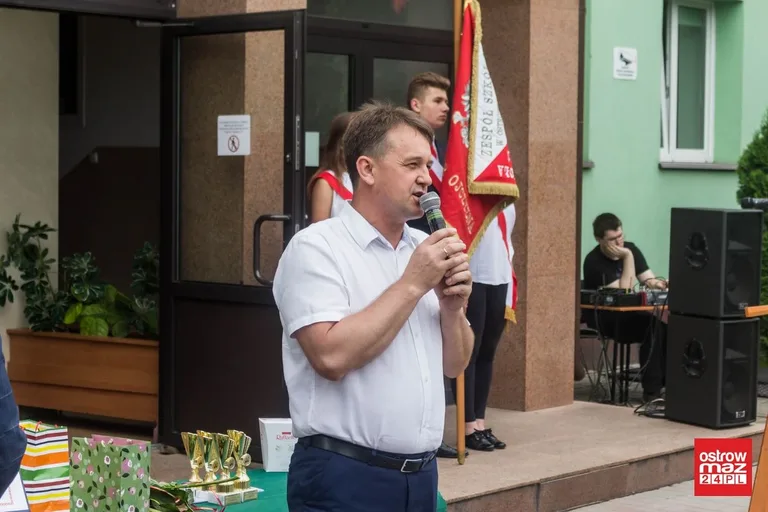 Uczniowie "Rubinka" rozpoczęli wakacje (zdjęcia)
