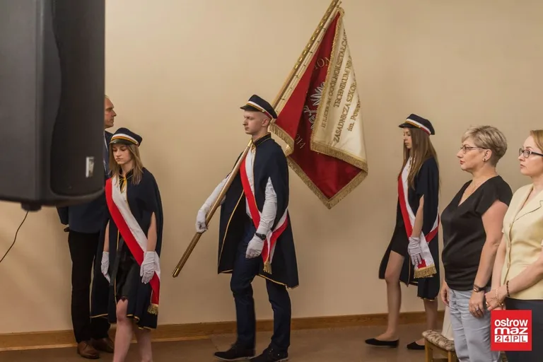 Uczniowie "Ekonomika" zakończyli rok szkolny (zdjęcia)
