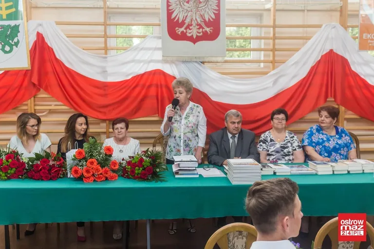 Uczniowie "Ekonomika" zakończyli rok szkolny (zdjęcia)