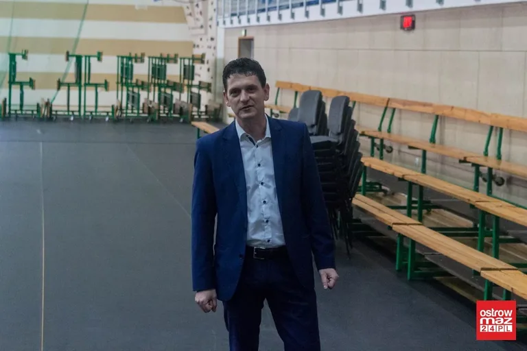 Sokół i Pawszak ze złotymi pierścieniami Ostrowi (zdjęcia)