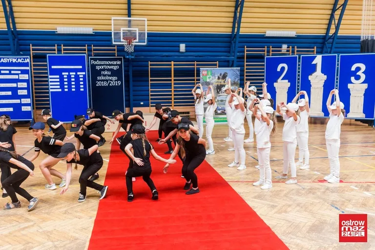 Powiatowe podsumowanie sportowego roku szkolnego (zdjęcia, wideo)