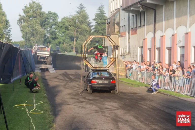 Extreme Cascaders Team w Ostrowi Mazowiekciej (zdjęcia, wideo)