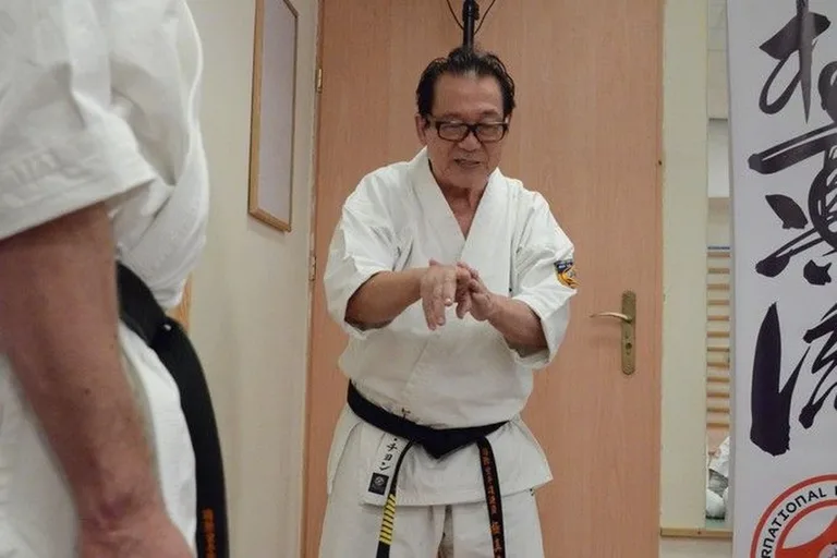 Legendarny shihan trenował ostrowskich karateków (zdjęcia)