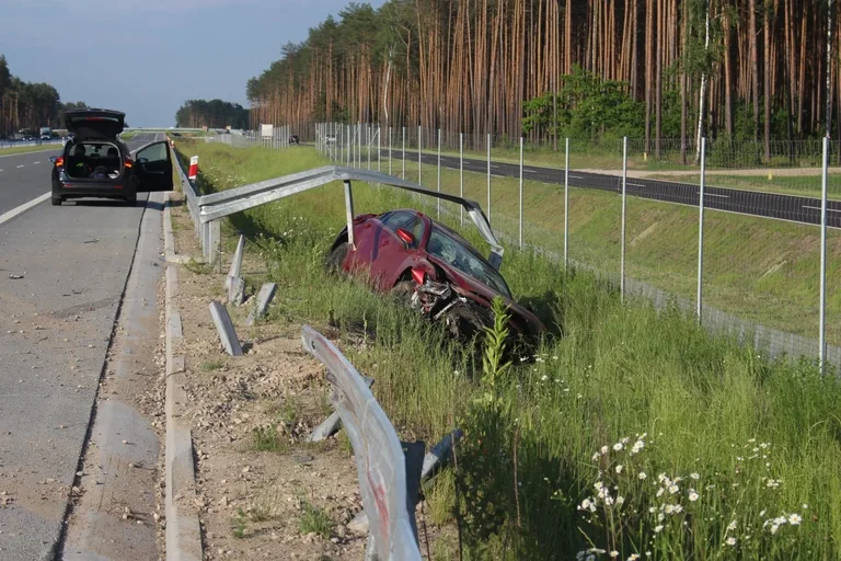 Trzy zdarzenia na S8. Są utrudnienia w ruchu (zdjęcia)