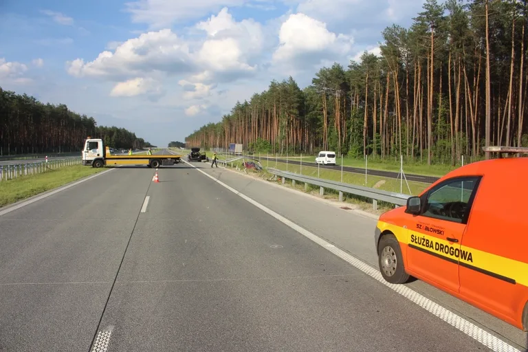 Trzy zdarzenia na S8. Są utrudnienia w ruchu (zdjęcia)