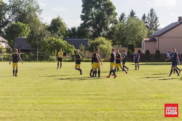 Derby powiatu ostrowskiego dla GKS Andrzejewo (zdjęcia, wideo)