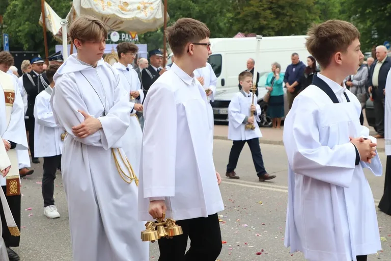 Boże Ciało w parafii pw. Wniebowzięcia NMP (zdjęcia, wideo)