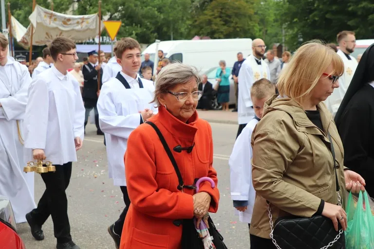 Boże Ciało w parafii pw. Wniebowzięcia NMP (zdjęcia, wideo)